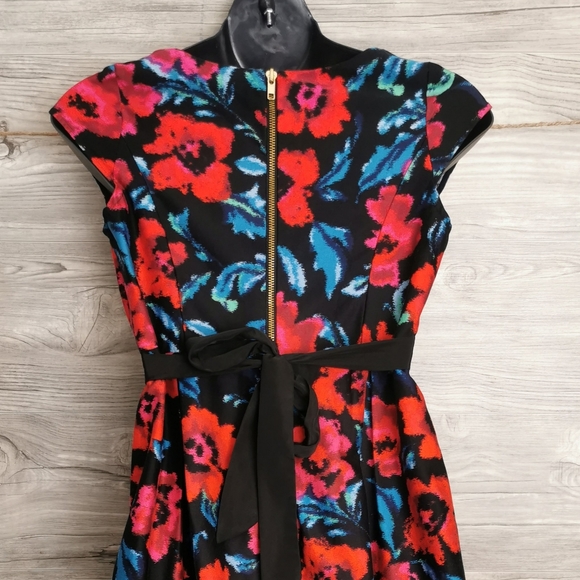 SMALL Motherhood, Floral Maternity Dress EUC - Picture 4 of 5